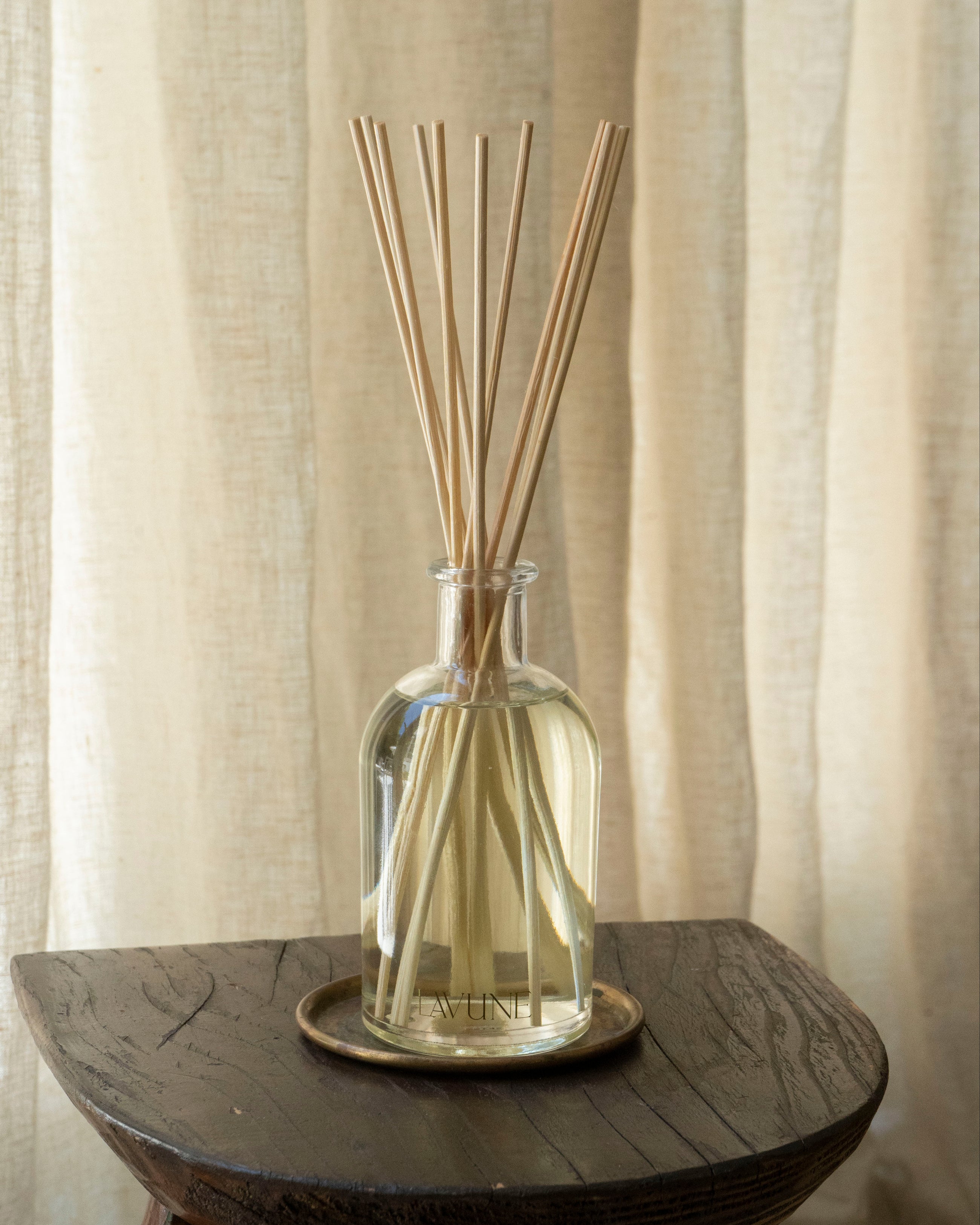 N˚09 Santal Reed Diffuser | Luxury Sandalwood & Cedarwood