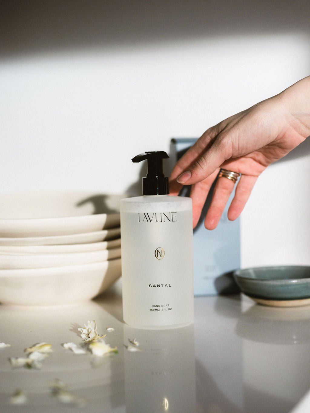 SOAP Santal Luxury Hand Soap | Sandalwood & Vetiver LAVUNE