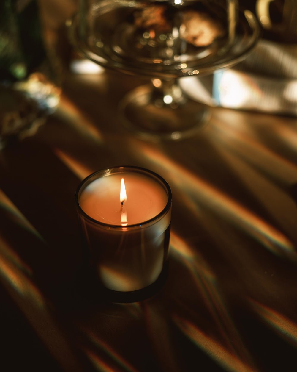 CANDLES N˚08 Hearth Candle | Deep Smoke & Balsam Fragrance LAVUNE