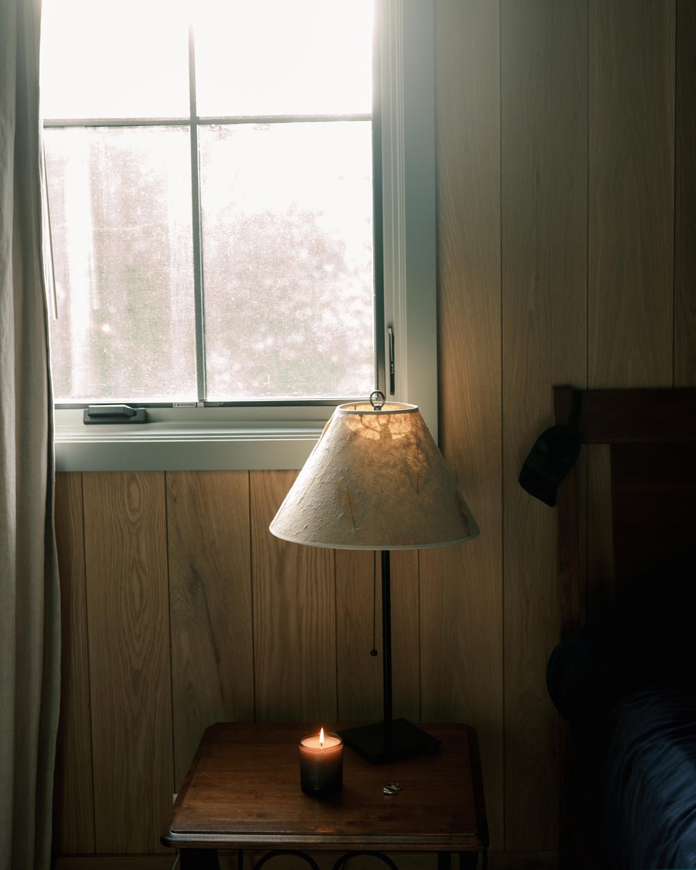 CANDLES N˚08 Hearth Candle | Deep Smoke & Balsam Fragrance LAVUNE